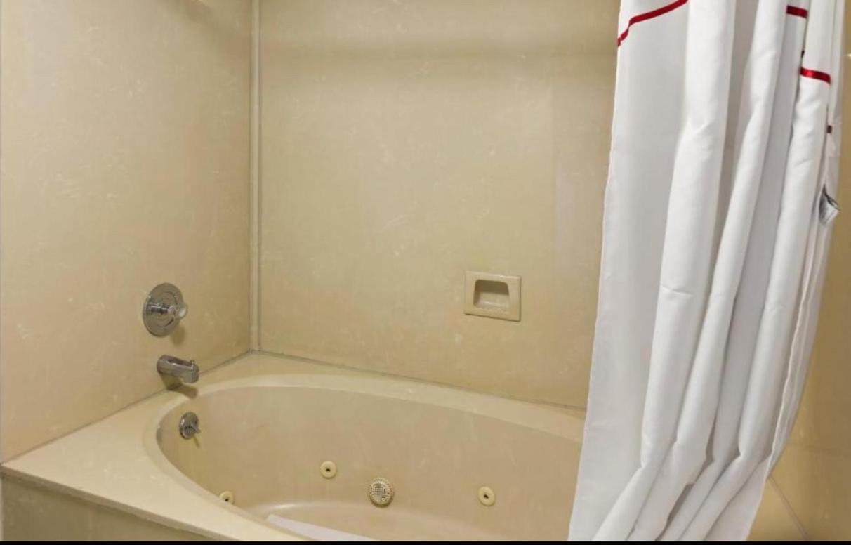 Red Roof Inn & Suites Monroe, Nc מראה חיצוני תמונה